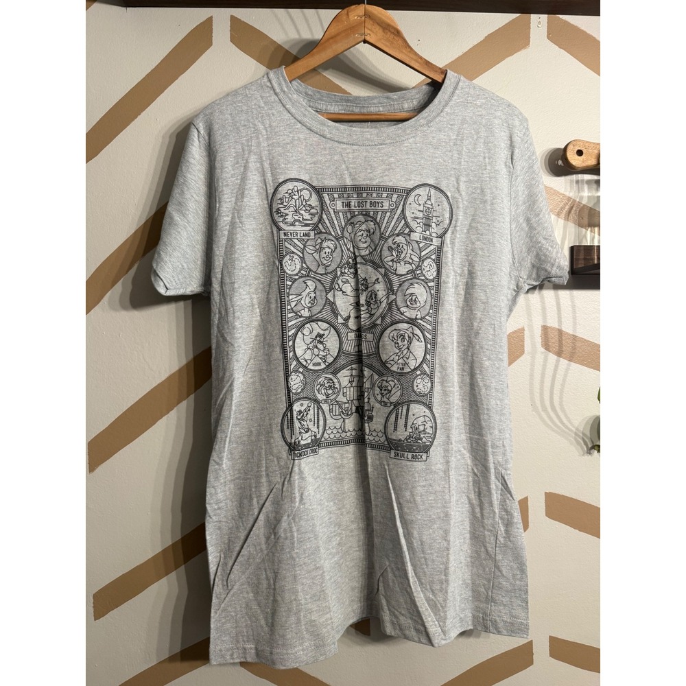 Hot Topic Disney T-Shirt Women XL Grey Peter Pan The Lost Boys Graphic Tee NWT